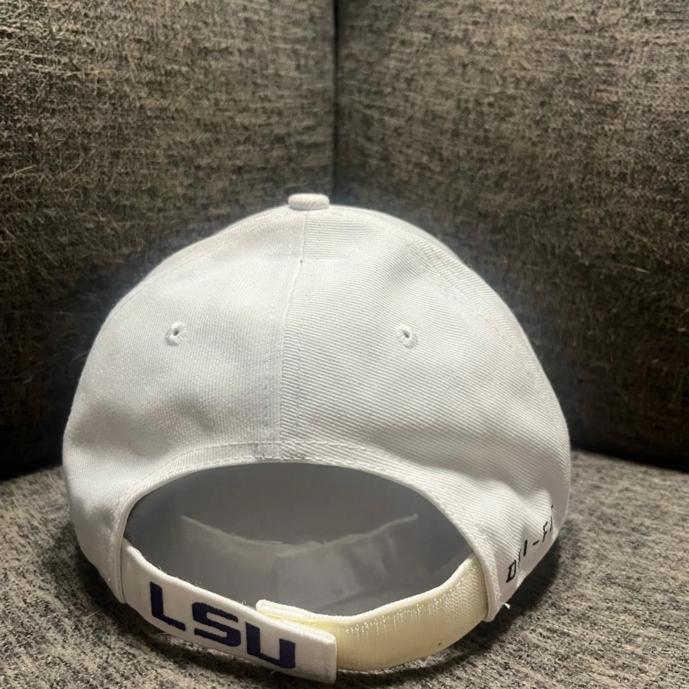White LSU Tigers Hat - Nike Dri Fit - Picture 3 of 5